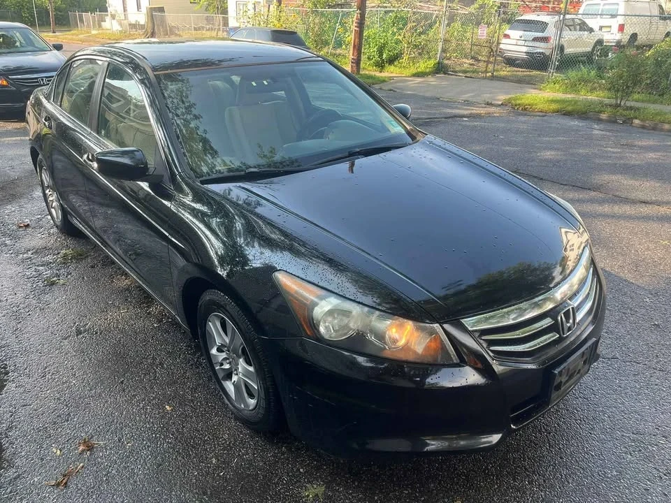 2010 Mercedes-Benz W212 E-Class - Image 2 of 10