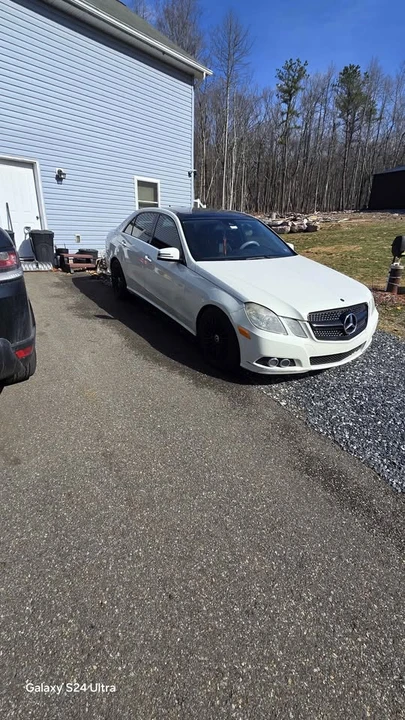 2010 Mercedes-Benz W212 E-Class - Image 3 of 5