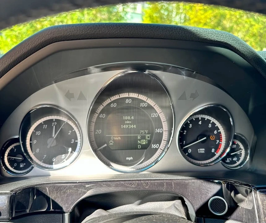 2010 Mercedes-Benz W212 E-Class - Image 3 of 15
