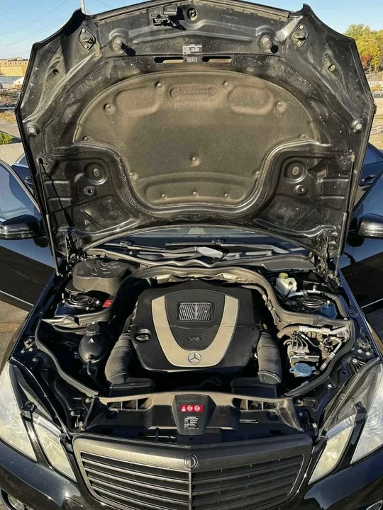 2010 Mercedes-Benz W212 E-Class - Image 16 of 17