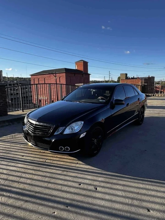 2010 Mercedes-Benz W212 E-Class - Image 5 of 17