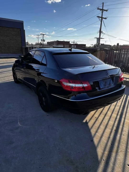 2010 Mercedes-Benz W212 E-Class - Image 4 of 17