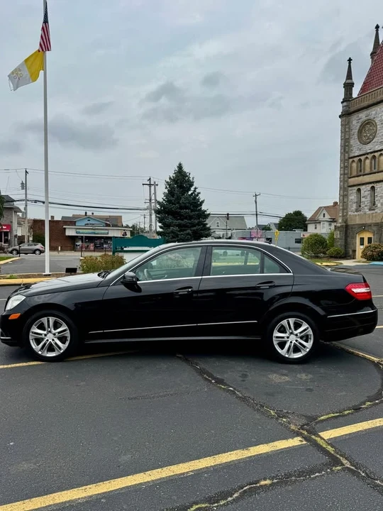 2010 Mercedes-Benz W212 E-Class - Image 7 of 17