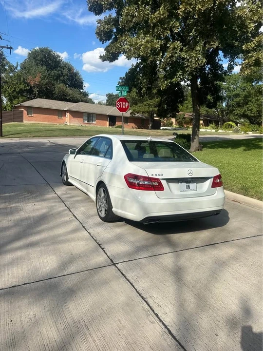 2010 Mercedes-Benz W212 E-Class - Image 9 of 19