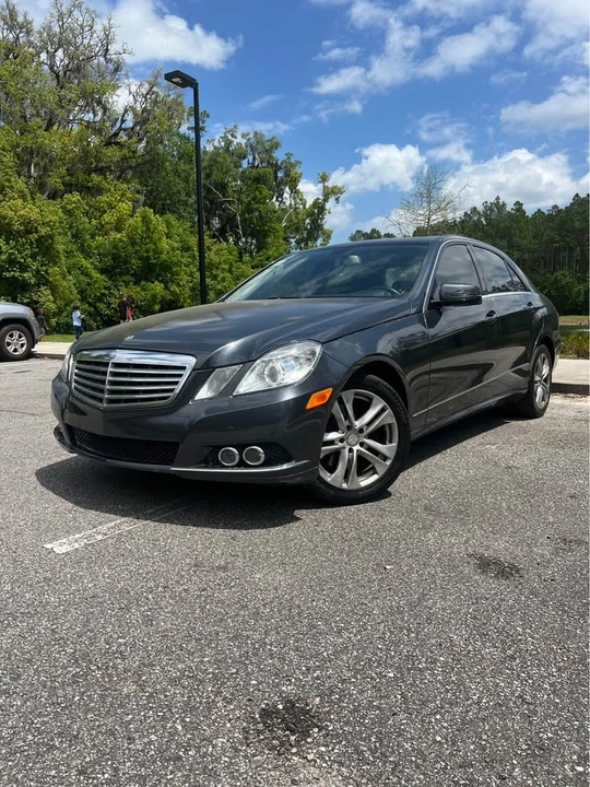 2010 Mercedes-Benz W212 E-Class - Image 3 of 18
