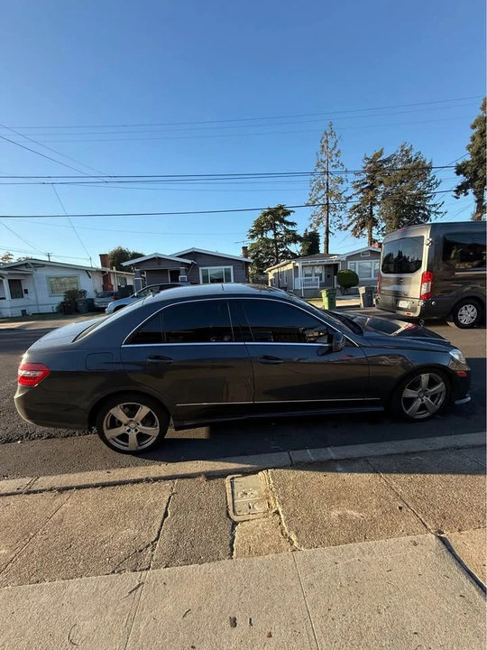 2010 Mercedes-Benz W212 E-Class - Image 3 of 7