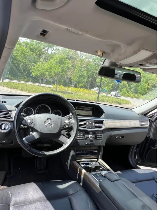2010 Mercedes-Benz W212 E-Class - Image 18 of 18