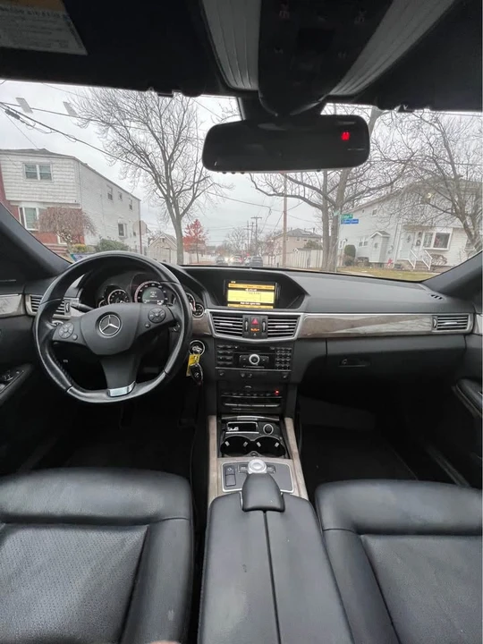 2010 Mercedes-Benz W212 E-Class - Image 7 of 11