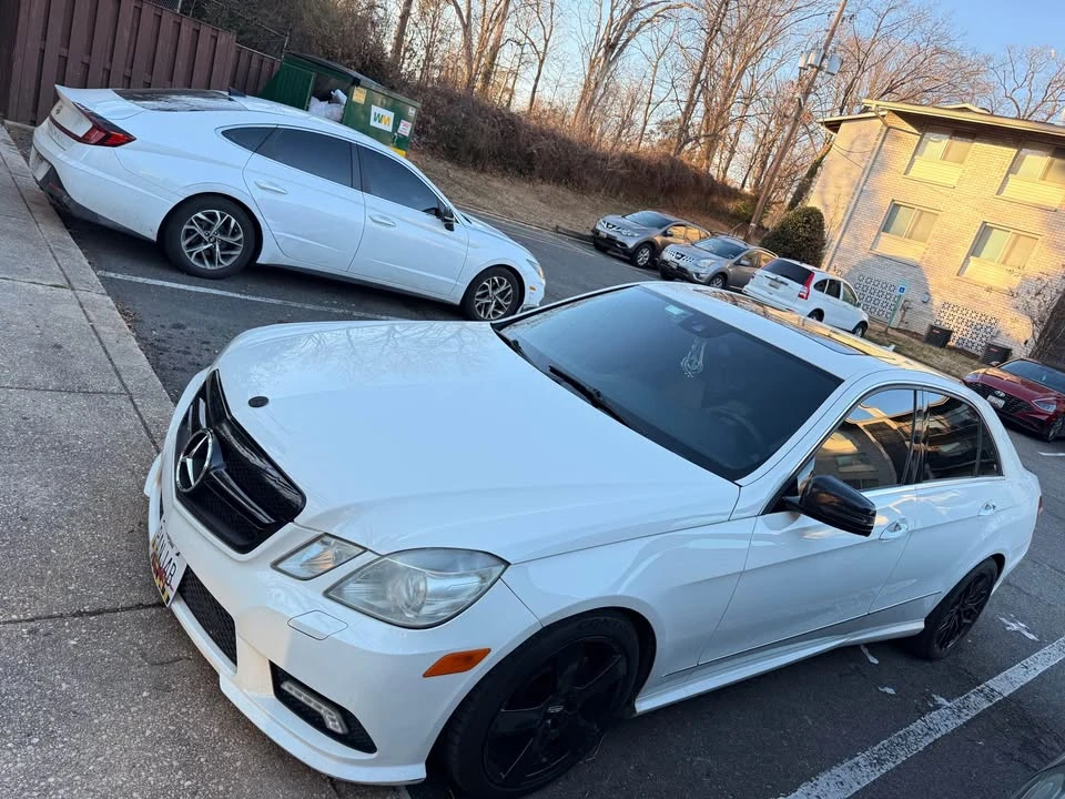 2010 Mercedes-Benz W212 E-Class - Image 2 of 5