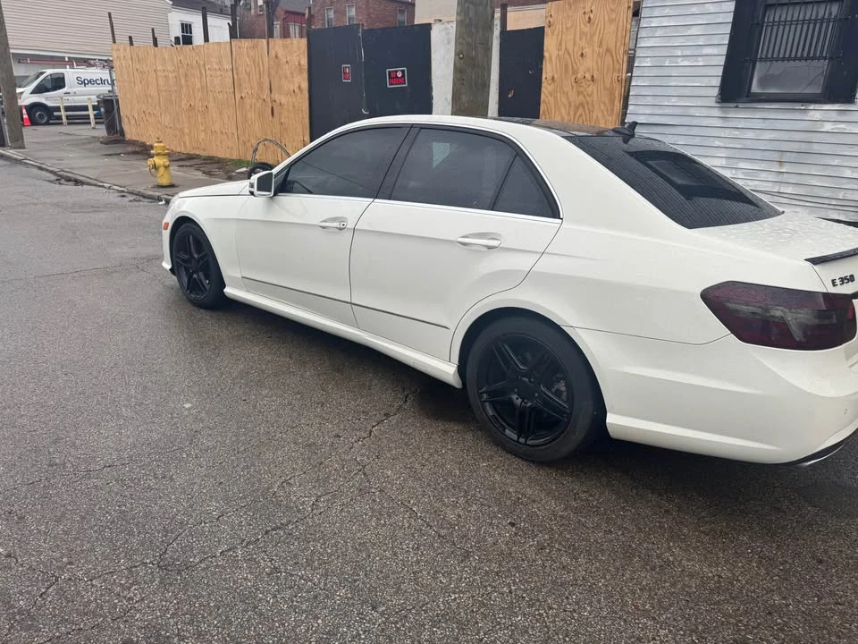 2010 Mercedes-Benz W212 E-Class - Image 6 of 12