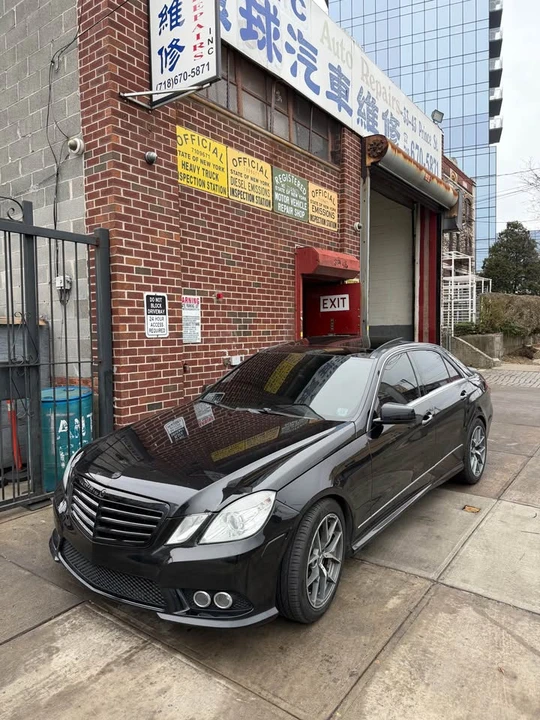2010 Mercedes-Benz W212 E-Class - Image 2 of 8