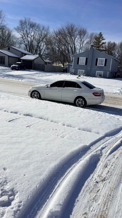 2010 Mercedes-Benz W212 E-Class - Image 8 of 8