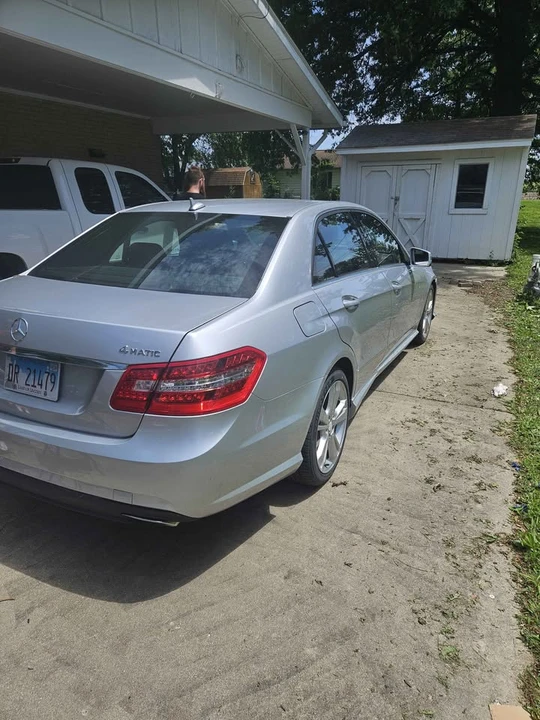 2010 Mercedes-Benz W212 E-Class - Image 4 of 8