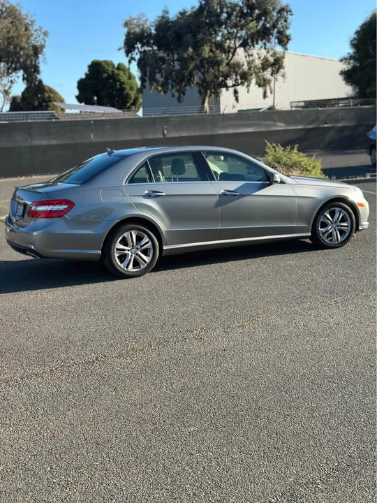 2010 Mercedes-Benz W212 E-Class - Image 3 of 10