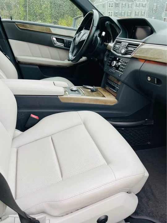 2010 Mercedes-Benz W212 E-Class - Image 21 of 21