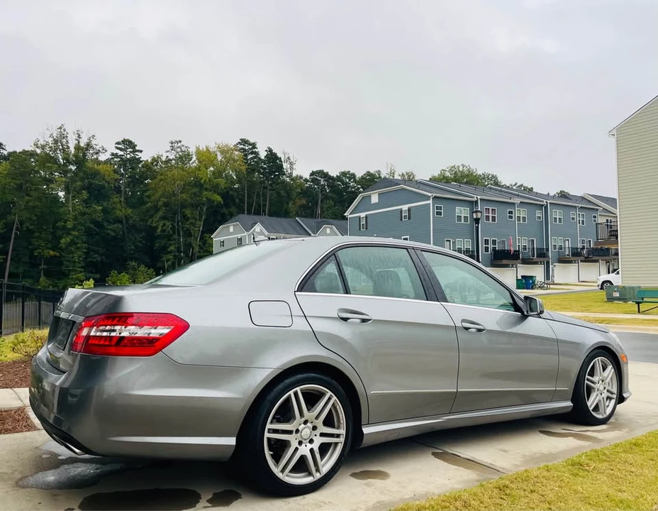 2010 Mercedes-Benz W212 E-Class - Image 7 of 21