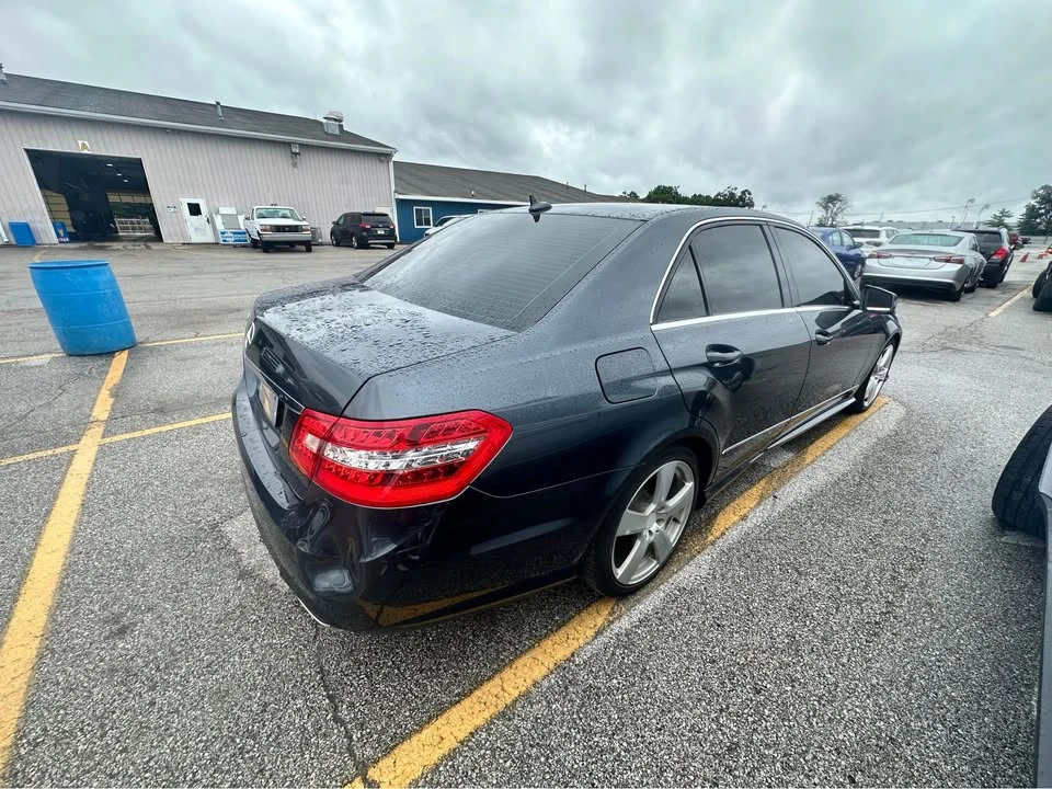 2010 Mercedes-Benz W212 E-Class - Image 2 of 9