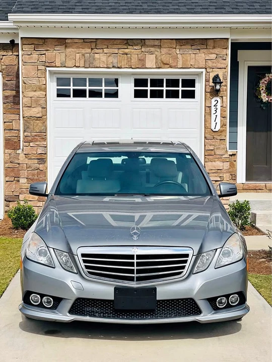 2010 Mercedes-Benz W212 E-Class - Image 4 of 21
