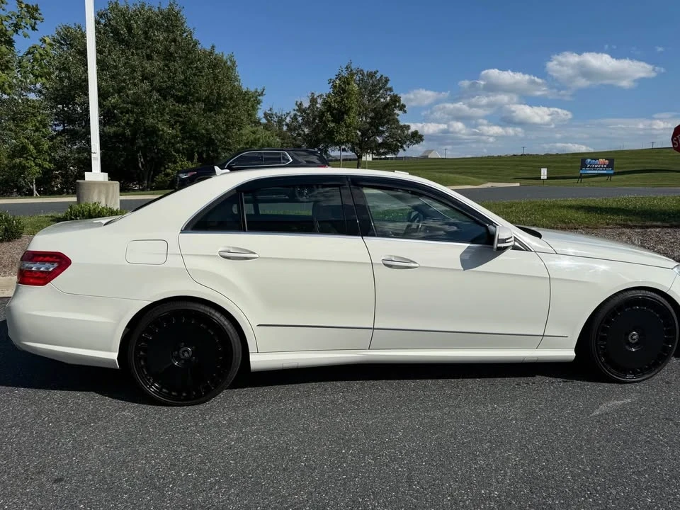2010 Mercedes-Benz W212 E-Class - Image 9 of 10