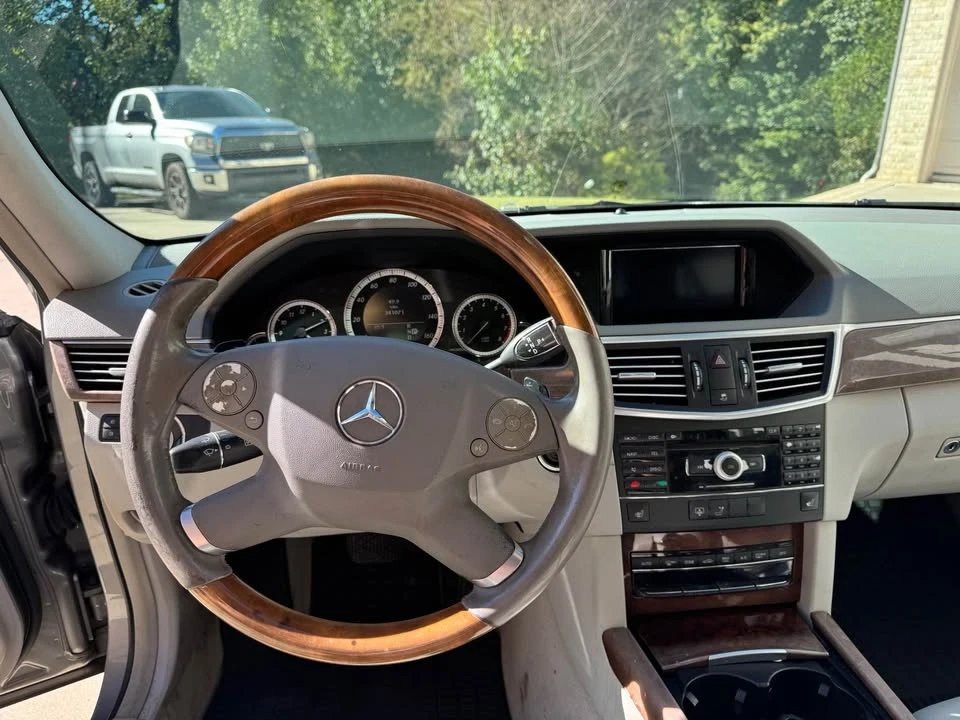 2010 Mercedes-Benz W212 E-Class - Image 9 of 15