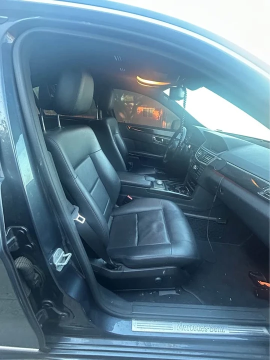 2010 Mercedes-Benz W212 E-Class - Image 11 of 15