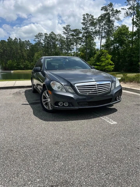 2010 Mercedes-Benz W212 E-Class - Image 2 of 20