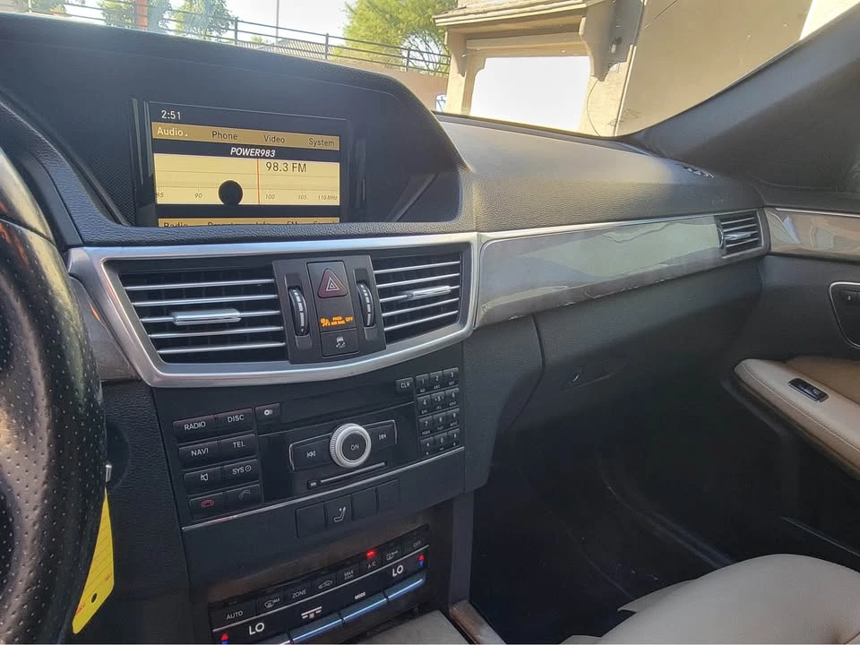 2010 Mercedes-Benz W212 E-Class - Image 11 of 12