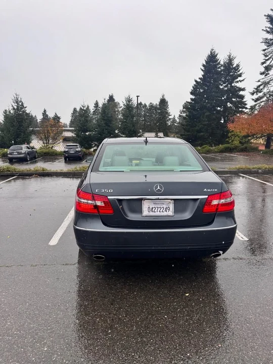 2010 Mercedes-Benz W212 E-Class - Image 3 of 16