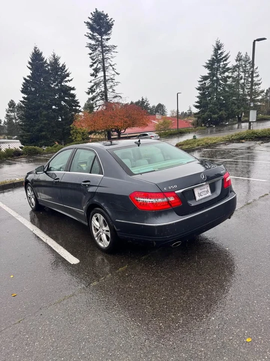 2010 Mercedes-Benz W212 E-Class - Image 2 of 16