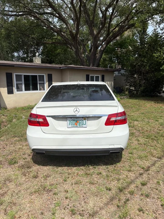 2010 Mercedes-Benz W212 E-Class - Image 4 of 4