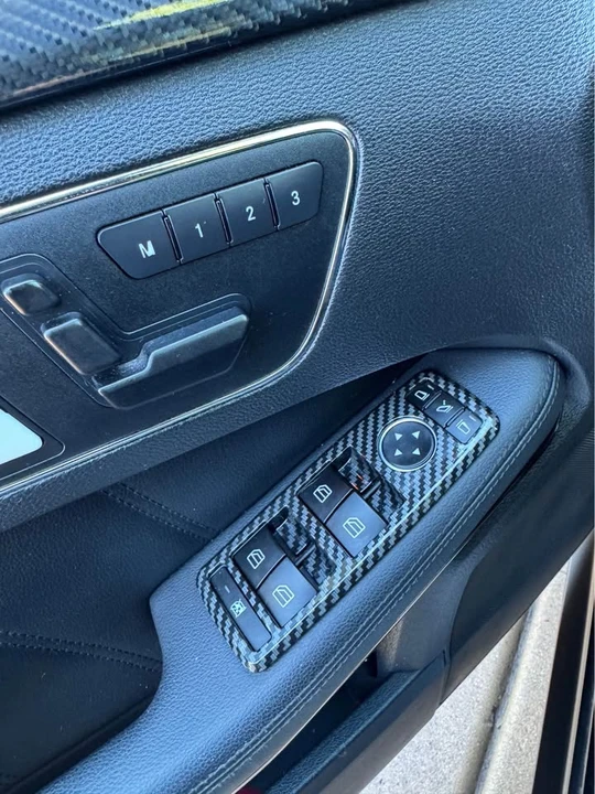 2010 Mercedes-Benz W212 E-Class - Image 16 of 20