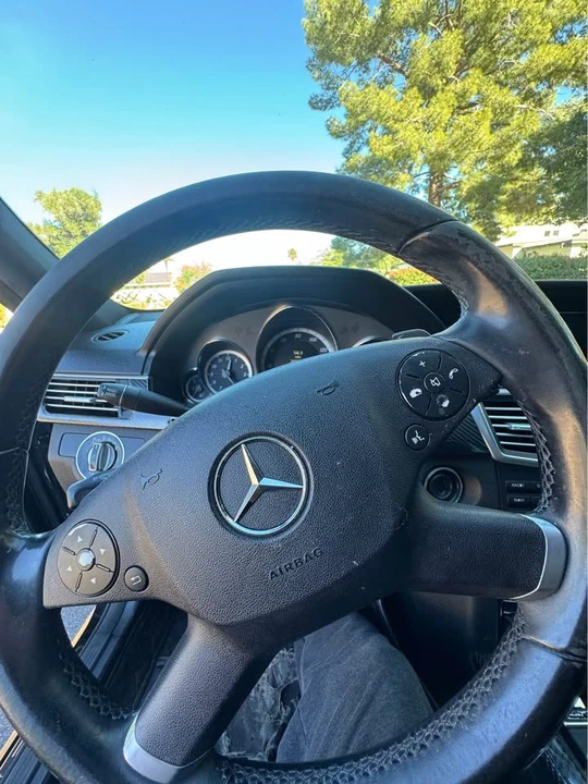 2010 Mercedes-Benz W212 E-Class - Image 9 of 20