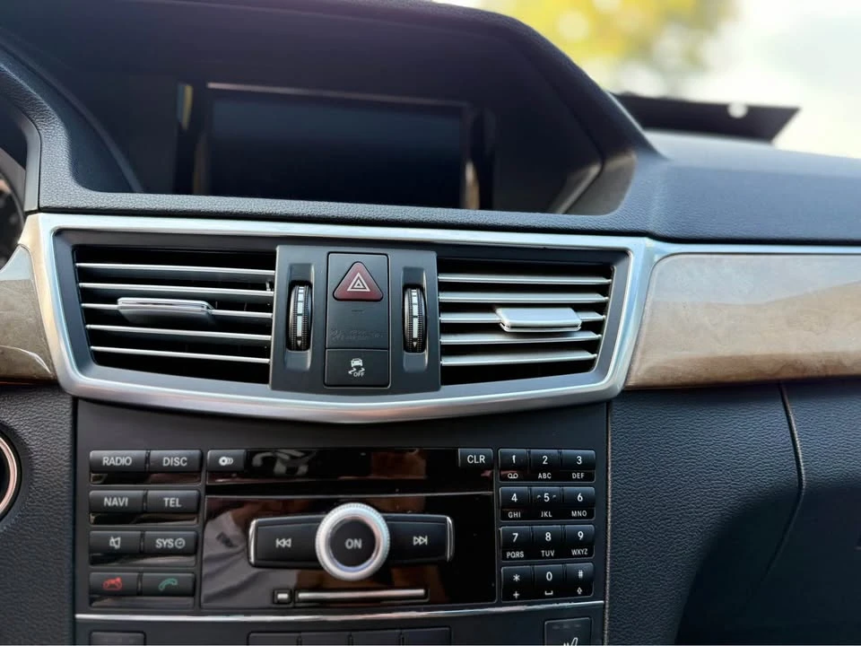2010 Mercedes-Benz W212 E-Class - Image 8 of 8