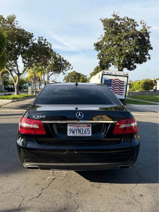 2010 Mercedes-Benz W212 E-Class - Image 2 of 8
