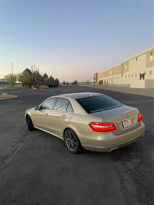 2010 Mercedes-Benz W212 E-Class - Image 2 of 9