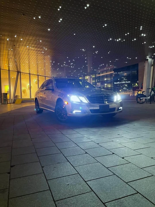 2010 Mercedes-Benz W212 E-Class - Image 3 of 9