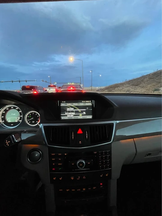 2010 Mercedes-Benz W212 E-Class - Image 6 of 9