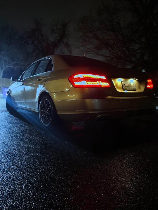 2010 Mercedes-Benz W212 E-Class - Image 5 of 9