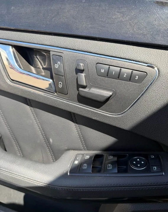 2010 Mercedes-Benz W212 E-Class - Image 7 of 12