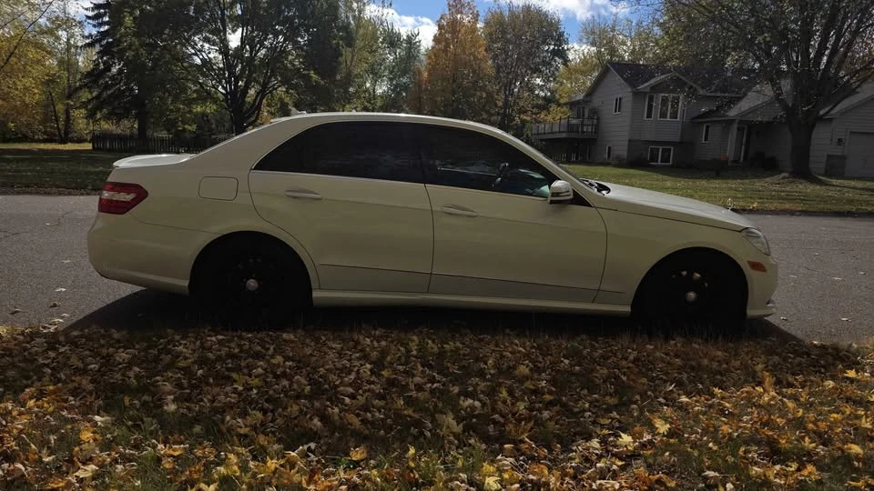 2010 Mercedes-Benz W212 E-Class - Image 2 of 6