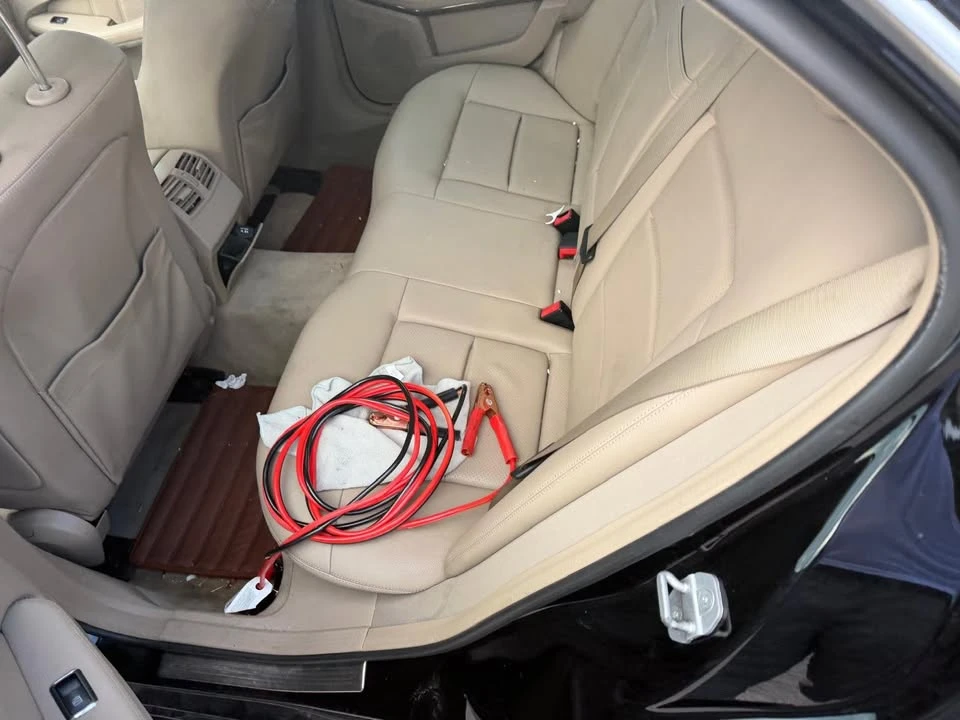 2010 Mercedes-Benz W212 E-Class - Image 5 of 8