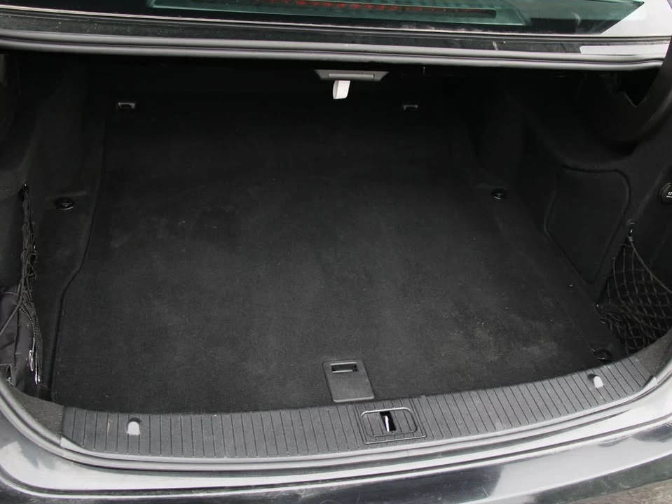 2010 Mercedes-Benz W212 E-Class - Image 20 of 20