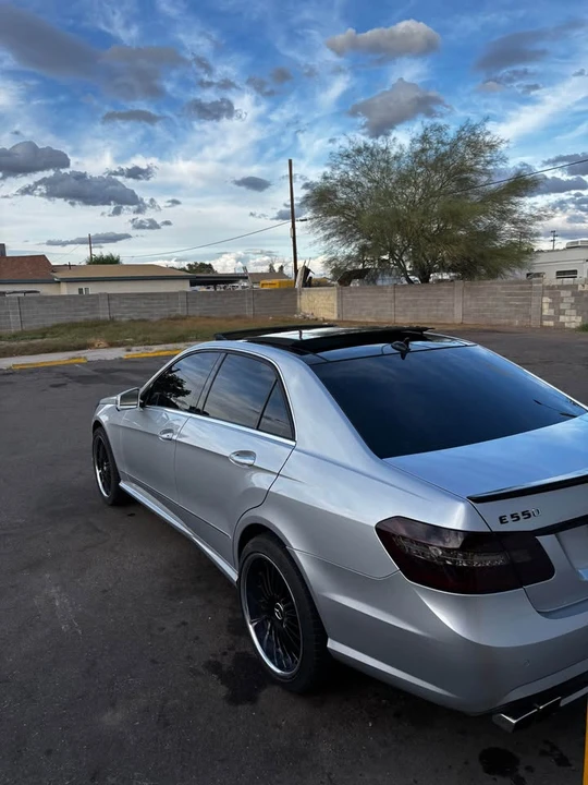 2010 Mercedes-Benz W212 E-Class - Image 2 of 10