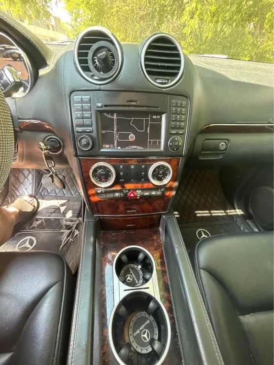 2010 Mercedes-Benz X164 GL-Class - Image 8 of 10