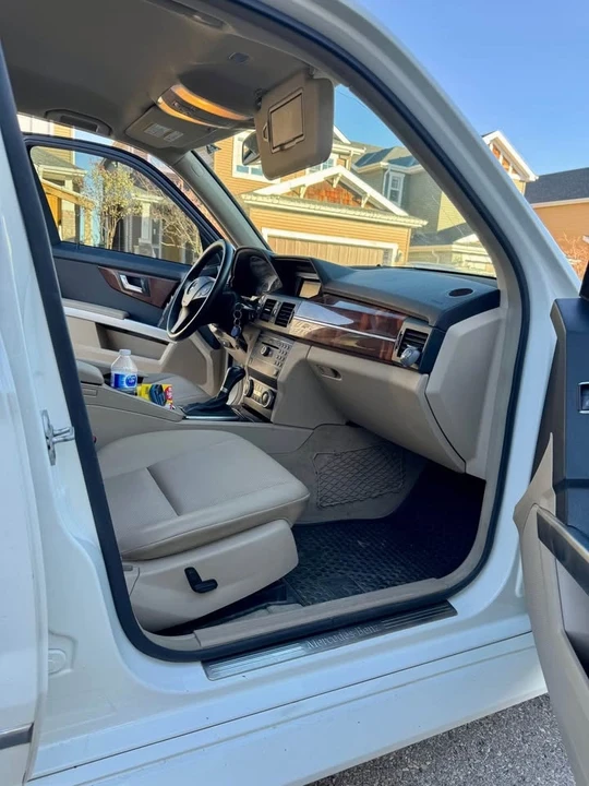 2010 Mercedes-Benz GLK-Class - Image 5 of 15