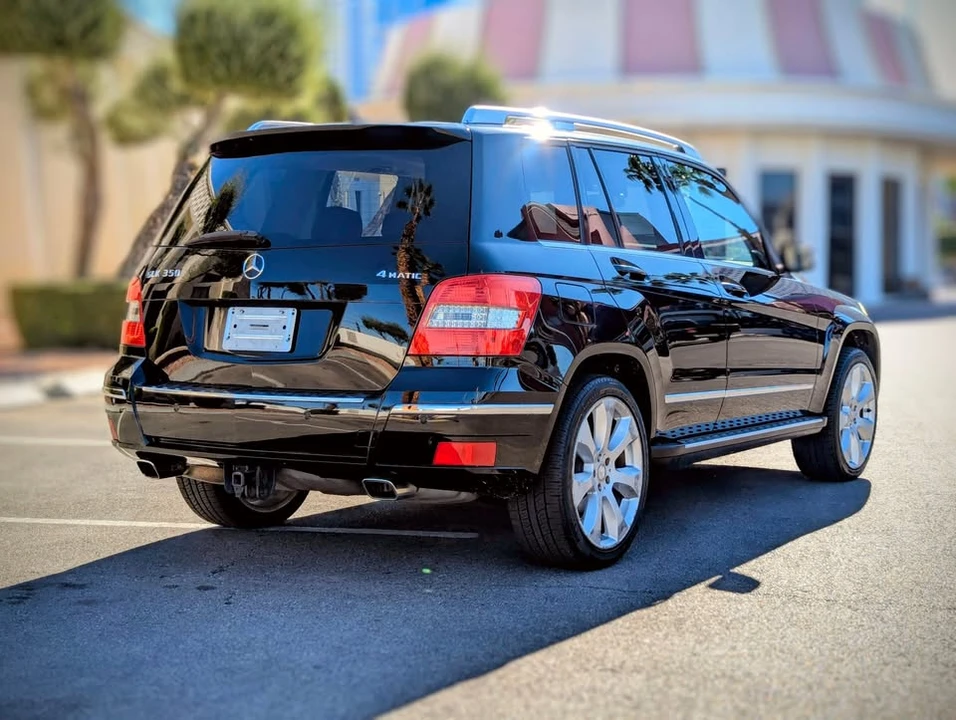 2010 Mercedes-Benz GLK-Class - Image 2 of 9