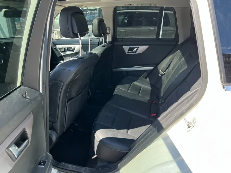 2010 Mercedes-Benz GLK-Class - Image 8 of 19