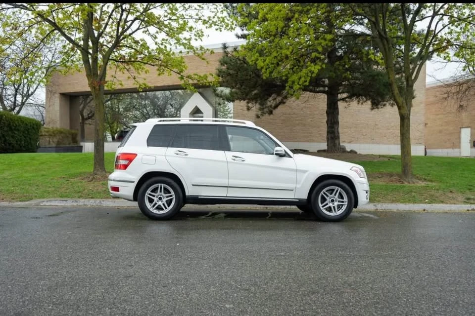 2010 Mercedes-Benz GLK-Class - Image 4 of 12