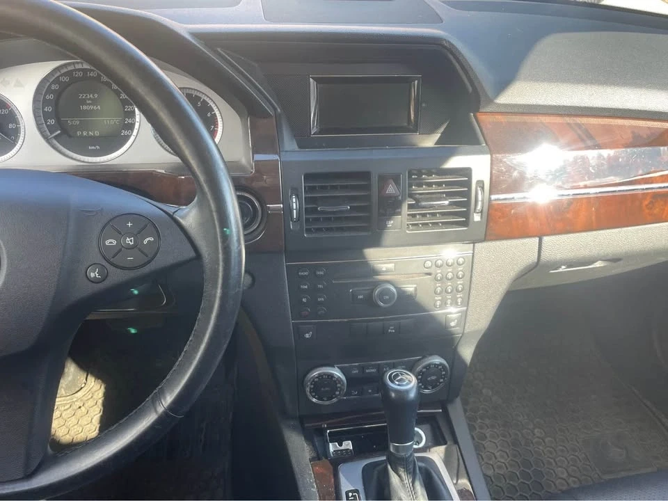2010 Mercedes-Benz GLK-Class - Image 7 of 12