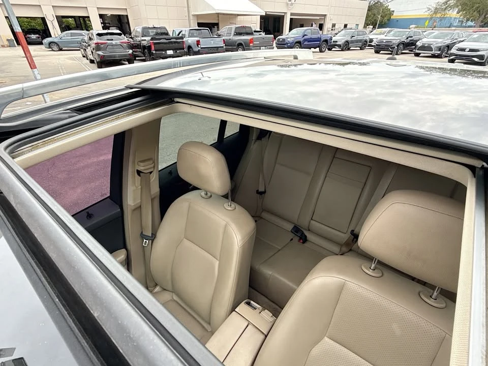 2010 Mercedes-Benz GLK-Class - Image 11 of 14